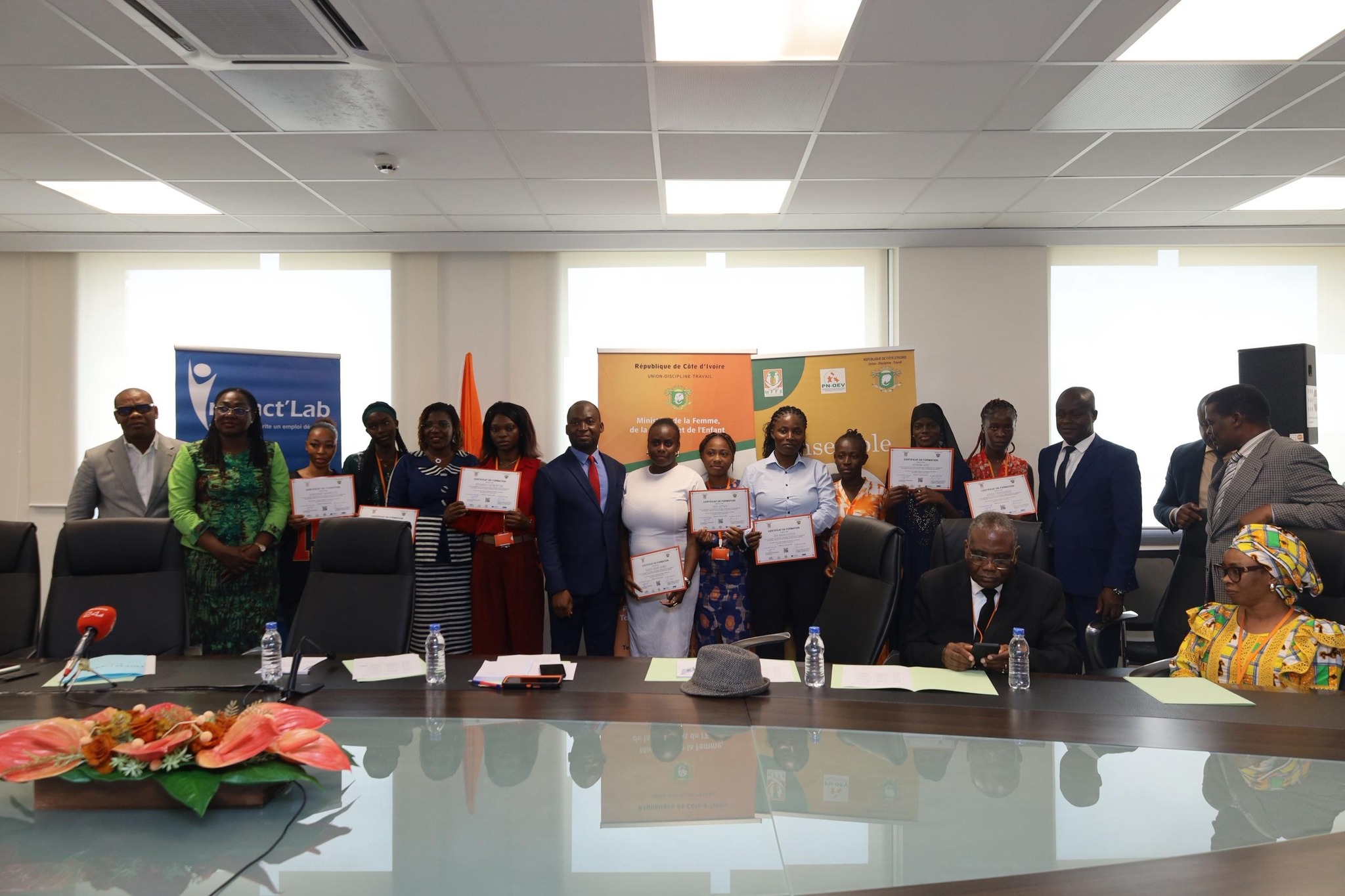 Projet DREAMS : Le succès d'une formation en cosmétique pour l'association "Filles du Même Cœur".